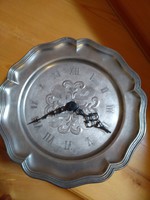 Tin plate clock
