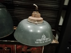 Szarvasi ipari lámpa, üvegburával, eredeti régi kisméretű, kitűnő zománclámpa, industrial