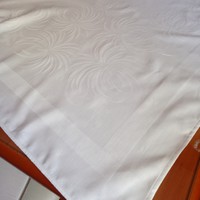 Antik, fehér, vastag, damaszt asztalterítő, 125 x 145 cm