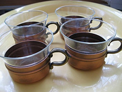 4 db MASSIV KUPFER tartóban hőálló teás, kávés jénai poharak