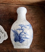 Kínai repesztett mázas kis váza 12cm