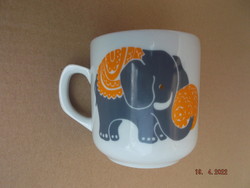 Old, lowland elephant children's cup --- 1 ---