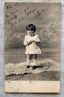 Antik üdvözlő fotó képeslap  kisbaba