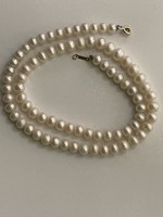 Real real pearl made of 42 cm long very beautiful pearls 14 kr. With gold clasp