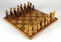 1I443 Különleges faragott egzotikus sakk készlet táblával