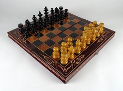 1I464 Régi sakk készlet fadobozban