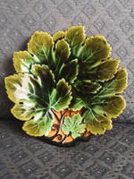 Körmöcbánya ceramic grape leaf bowl
