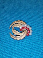 Old brooches with red and white beads (302)