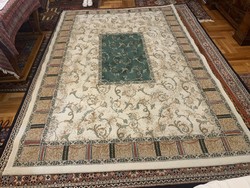 Üde világos magyar gépi ( bétex) szőnyeg