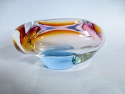 Muranoi üveg hamutál
