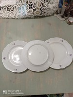Zsolnay ibolyás lapos tányérok