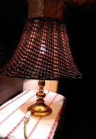 Régi ,antik réz asztali lámpa , retro IKEA nádból készült burával