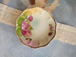Beautiful antique pink / pink rose porcelain bowl