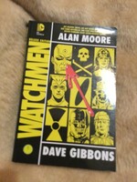 Watchmen DavevGibbons  Alan Moore  Tim magazin legjobb kepregenye