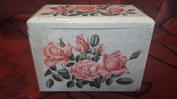 Old rose metal box, sheet metal box 2 (m2518)