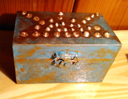 Small wooden box with antique decoration, unique hand-painted, chest, box (10 x 6 x 6 cm)