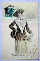 Antik VV Vienne  grafikus Újévi üdvözlő képeslap  hölgy fagyöngy ajándék téli táj