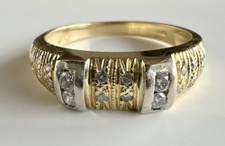 80T. 1 Forintról! 18 karátos Arany (3,5 g) Briliáns (0,16 Ct) gyűrű Fehér, hibátlan kövekkel!