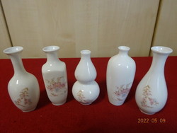 Kínai porcelán váza, öt darab eredeti dobozban. 