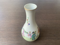 Herend chung beaten patterned vase