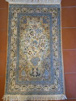 135 x 75 cm Kasmiri selyem szőnyeg eladó