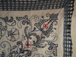 Tablecloth - handmade - fully embroidered - 80 x 77 cm - old - Austrian