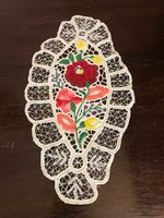 Embroidered folk tablecloth. With Hungarian pattern. 28X15 cm