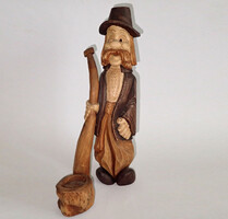 Hatalmas régi vintage kézzel faragott népi faragás pipázó férfi pipa fa figura szobor fafaragás