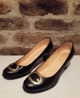 Bőr női elegáns fekete cipő  (39)