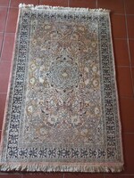 155 x 100 cm Kasmiri selyem szőnyeg eladó