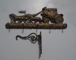 Réz lovaskocsi, hintó alakú fali kulcstartó