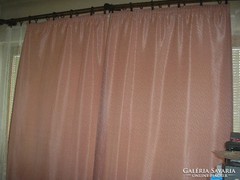 Maroon blackout curtain 5.3 Nm 230 x 230 cm