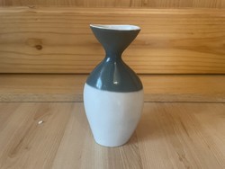 Zsolnay modern váza Fürtös György terve retro mid century porcelán