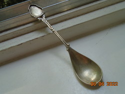 Dutch decorative spoon with embossed horse head and p r markings
