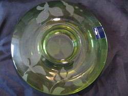 Green leonardo candlestick with leaf pattern