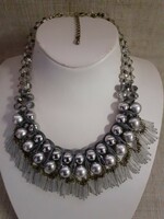 Vintage fazettázott  Csehkristály üveg és ezüst színű fém golyókkal fűzött nyaklánc nyakék