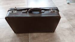 Retro utazótáska bőrönd koffer Varga Ferenc bőröndös