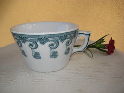 Zsolnay ,  teás császe  , az 1800 as évek  végéről  , Júlia  jelzéssel  10,5 x 6,2 cm + fogó