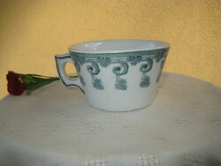 Zsolnay ,  teás császe  , az 1800 as évek  végéről  , Júlia  jelzéssel  105 x 62 mm + fogó