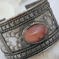 Craftsman jade stone bracelet