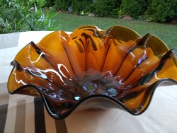 Kézi készítésű, szakított borostyán üveg asztalközép -kínáló tál