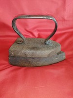 Old cast iron, small iron.