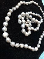 Wonderful freshwater mussel barique string of pearls is original!