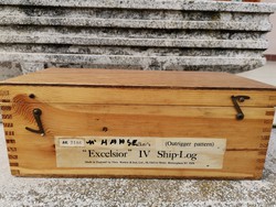 Walker's ship log sebességmérő doboza, alkatrészekkel