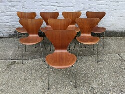 Fritz Hansen - "Series 7" székek