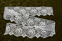 Rece csipke polc dísz , drapéria függöny terítő csipke csík szalag 130 x 9,5cm