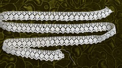 Crochet lace shelf decoration, drapery curtain table cloth lace strip ribbon 115 x 3 cm