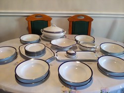 MCP kék arany szegélyes hét személyes étkészlet Zsolnay levesestállal az 1940-es évekből!