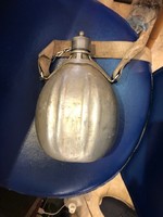 Art Nouveau metal drinking bottle, in good condition, size 17 cm