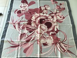 Silk scarf with a hand-rolled pattern, 75 x 75 cm